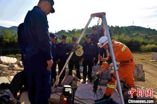 圖為地震救援訓練。森林消防 供圖